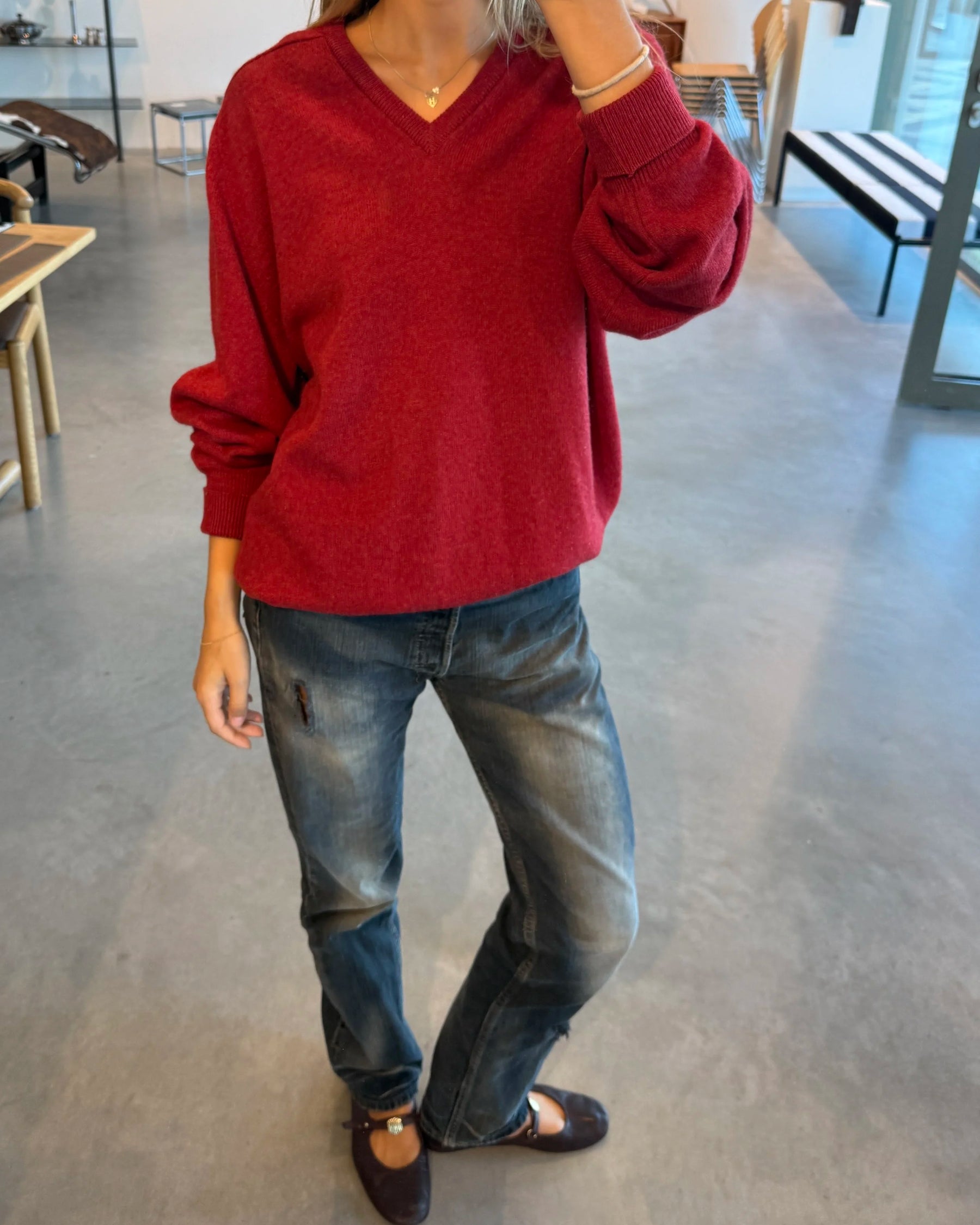 Red V Knit