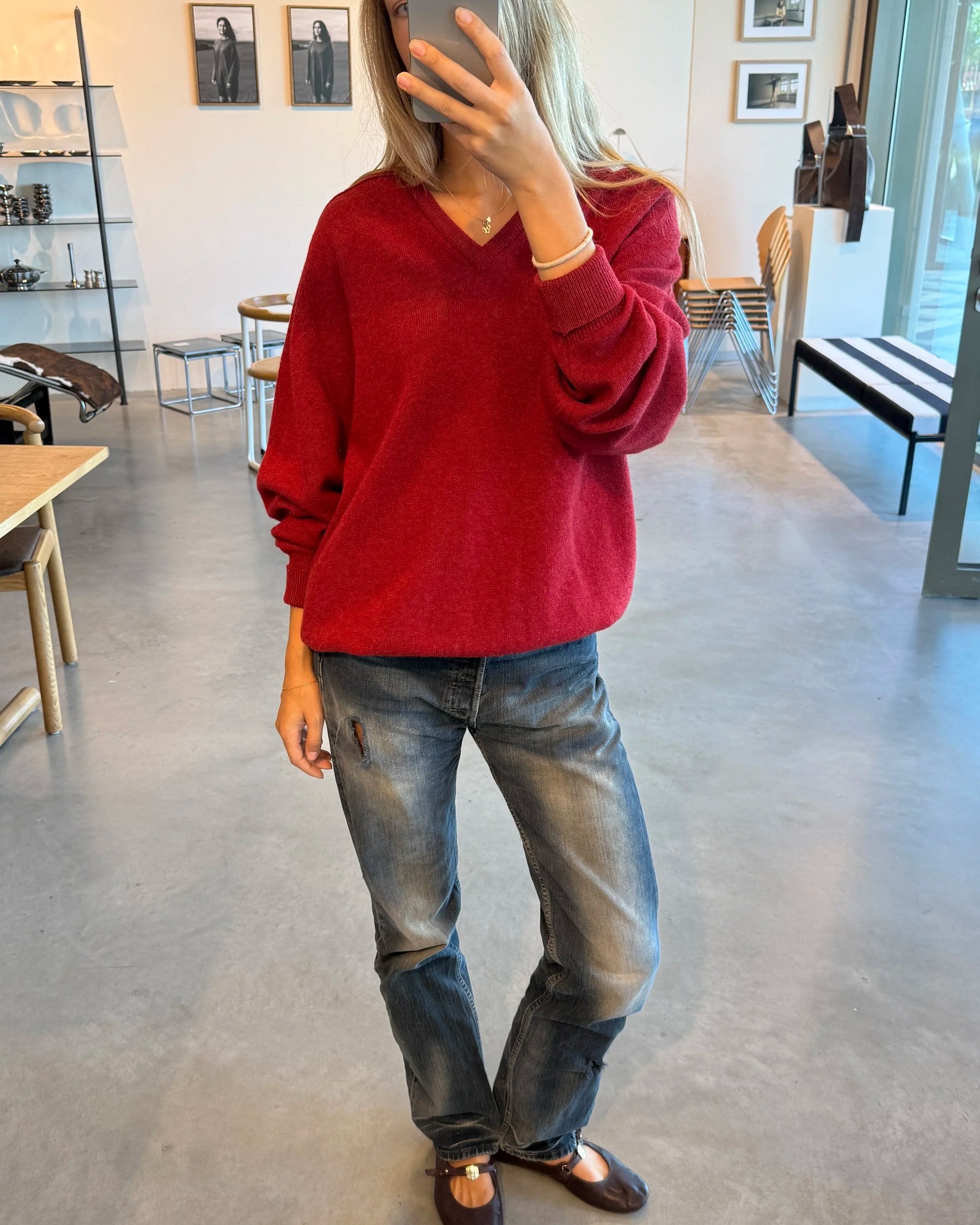 Red V Knit