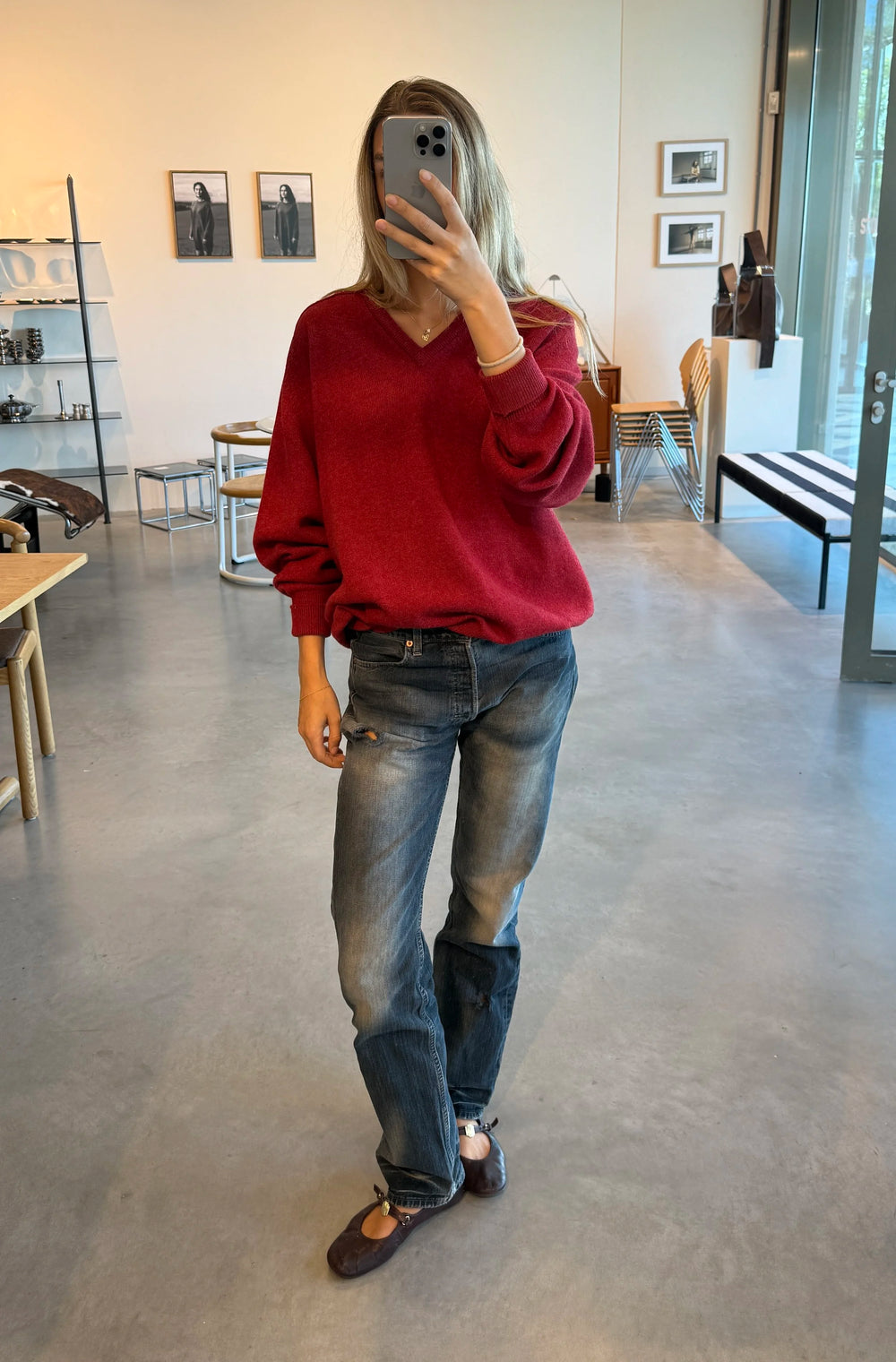 Red V Knit