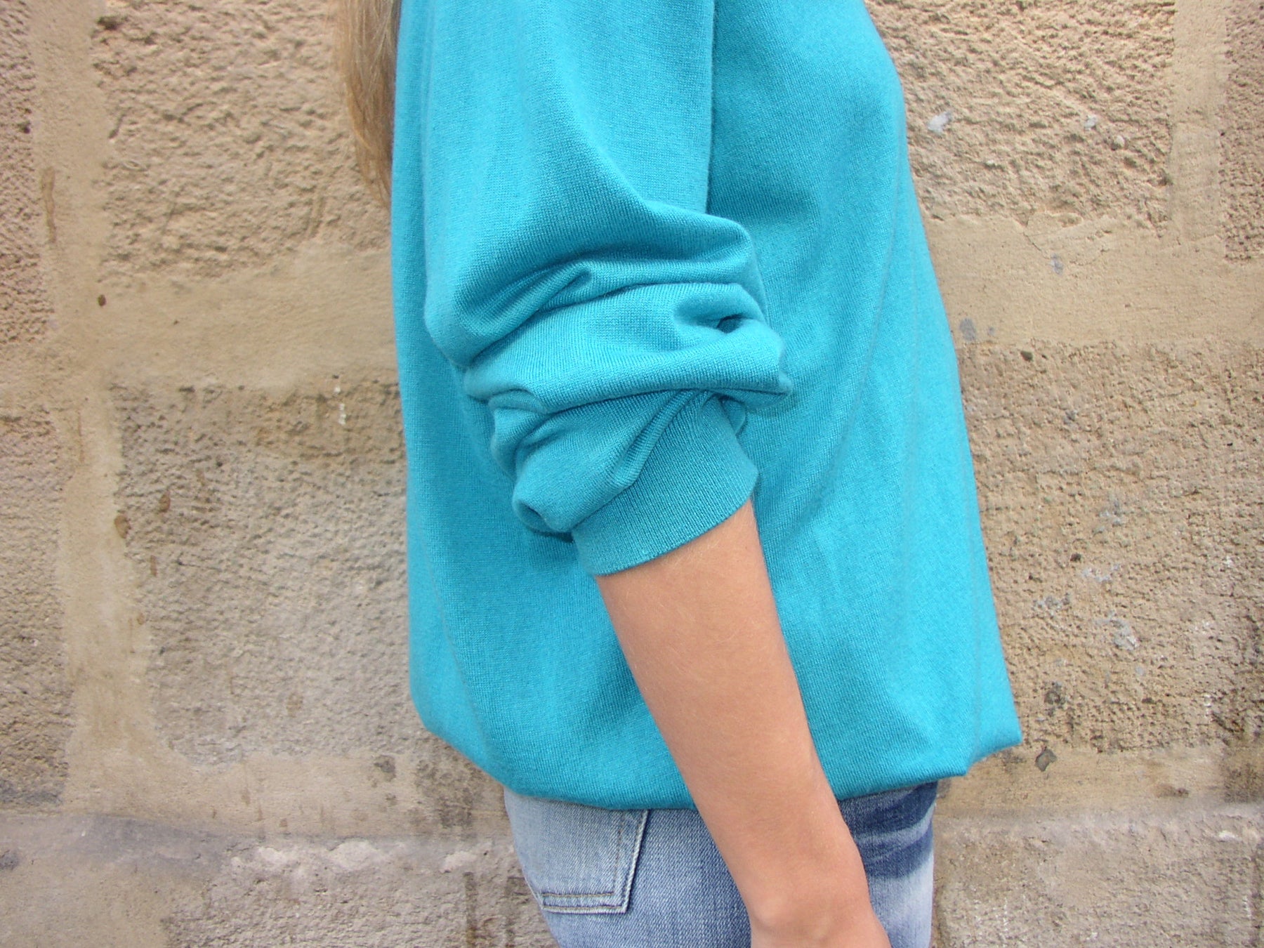 V KNIT