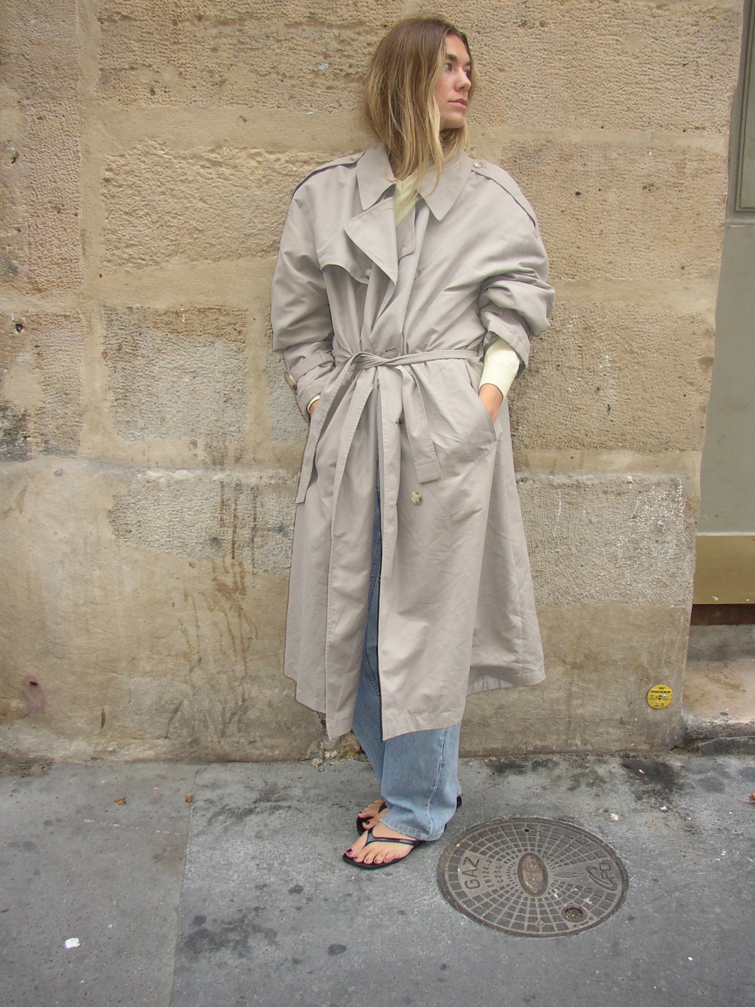 DOVE GREY TRENCH